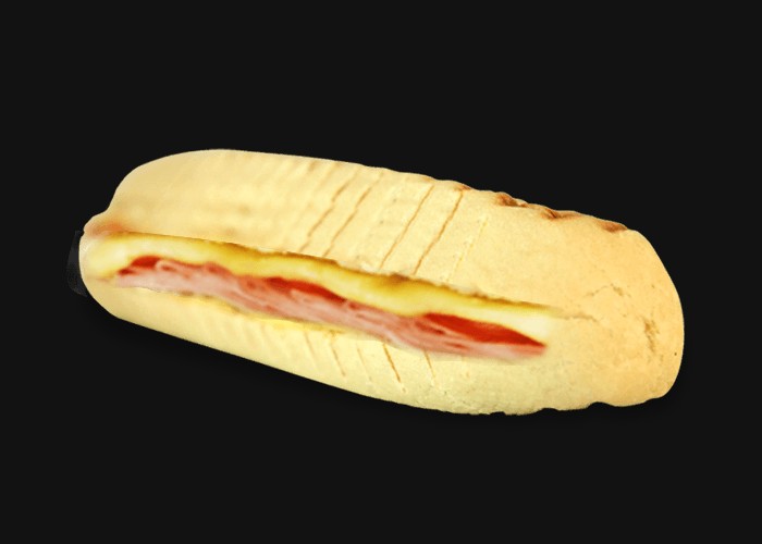 Tomates, fromage, jambon.